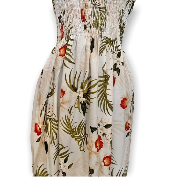 MD Fashion womens Hawaiian floral smocked maxi dress cream size Large beach pool - Picture 2 of 10